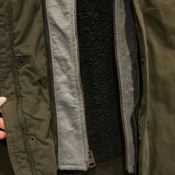 Never worn men's Levi jacket - Picture 4 of 6